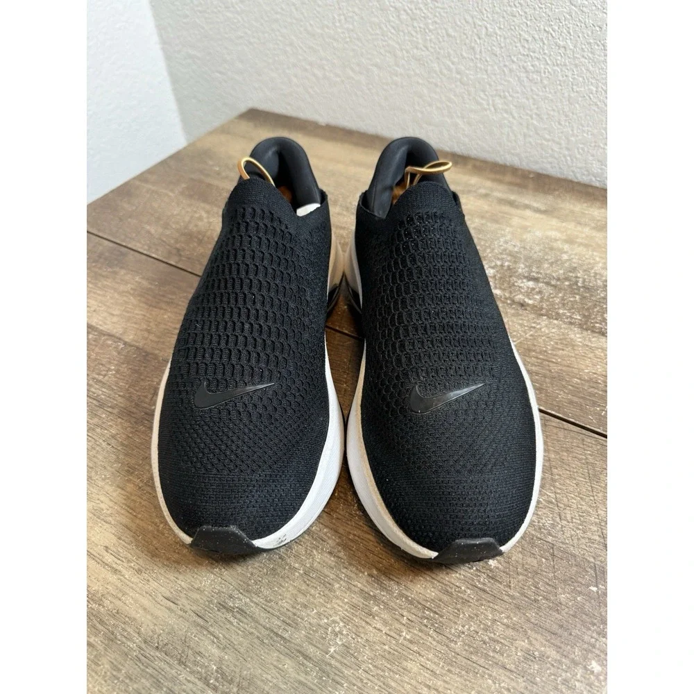 SAMPLE Nike Reina Easyon‎ Black-White Mens Sz 10.5 Shoes Sneakers
